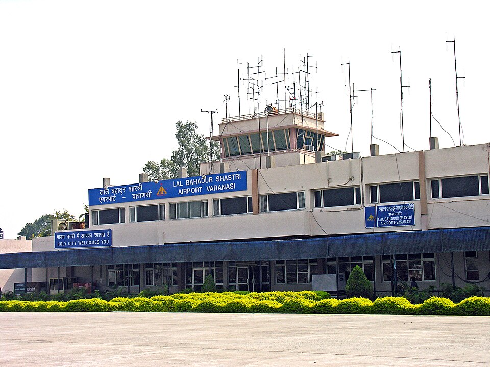 Varanasi airport VNS India