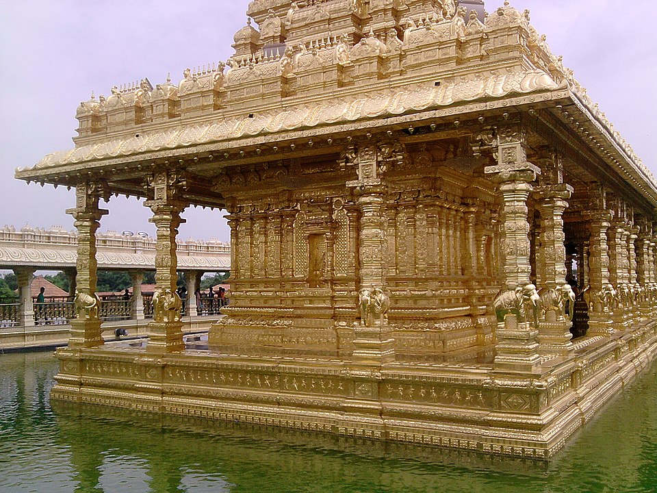Sripuram Golden Temple Vellore India